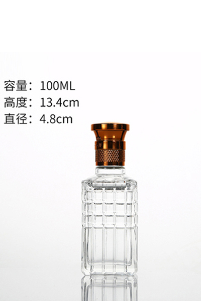 100-小酒瓶 005  